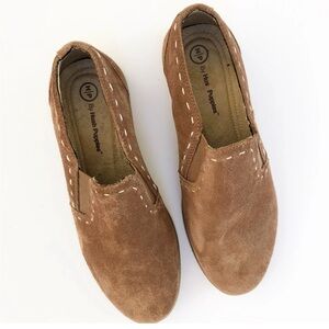 Hush Puppies Brown Suede Slip Ons ‎ Size 7.5